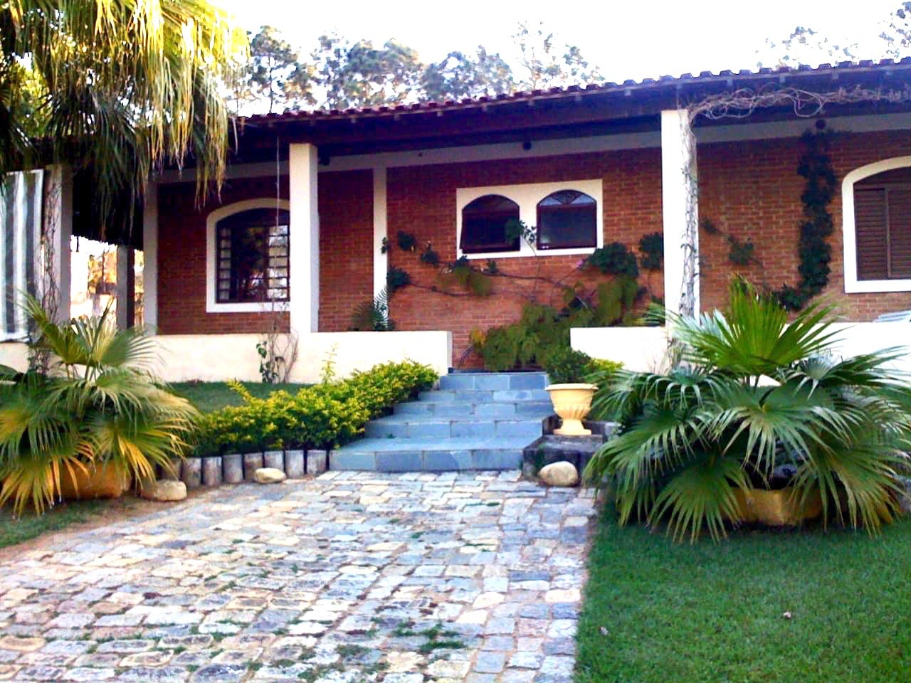 Chácara com 3 Quartos à Venda, 310 m²em Bosque dos Ipês - Guaratinguetá
