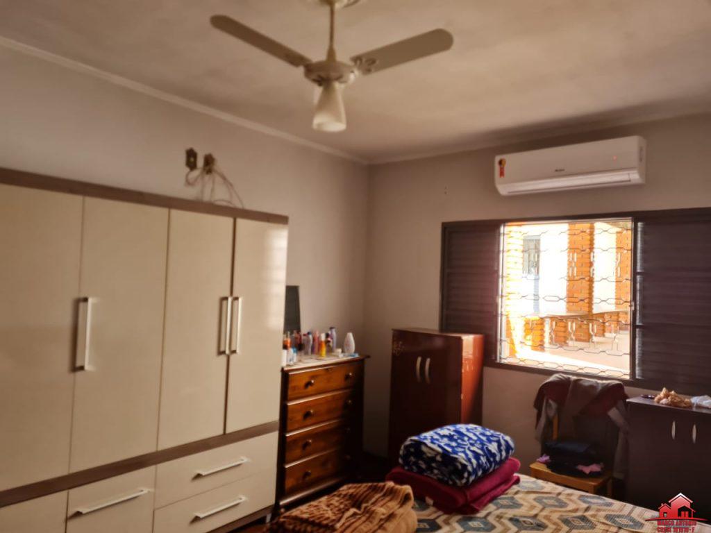Imagem Casa com 4 Quartos à Venda, 213 m²em Jardim Petrópolis - Bauru