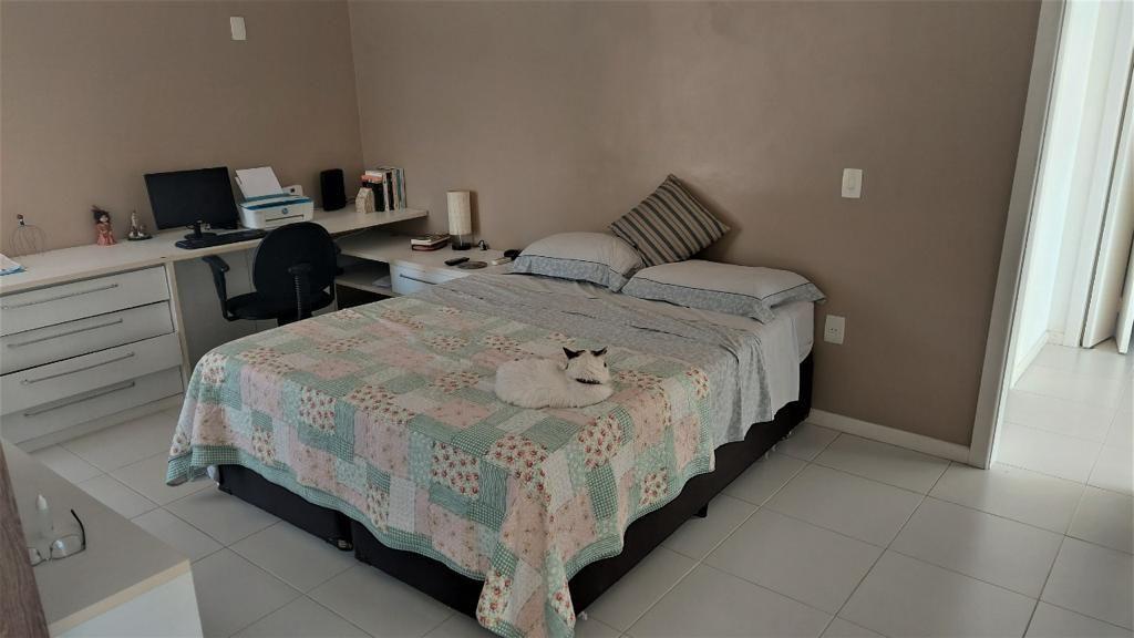 Imagem Casa com 4 Quartos à Venda, 360 m²em São Francisco - Niterói Imagem Casa com 4 Quartos à Venda, 360 m²em São Francisco - Niterói
