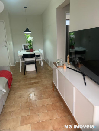 Imagem Apartamento com 2 Quartos à Venda,  em Centro - Balneário Camboriú
