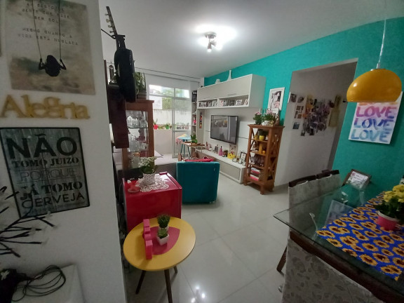 Imagem Apartamento com 2 Quartos à Venda, 69 m²em Centro - Florianópolis