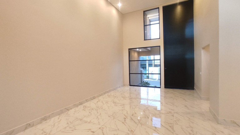 Imagem Casa de Condomínio com 4 Quartos à Venda,  em Setor Habitacional Vicente Pires - Brasília