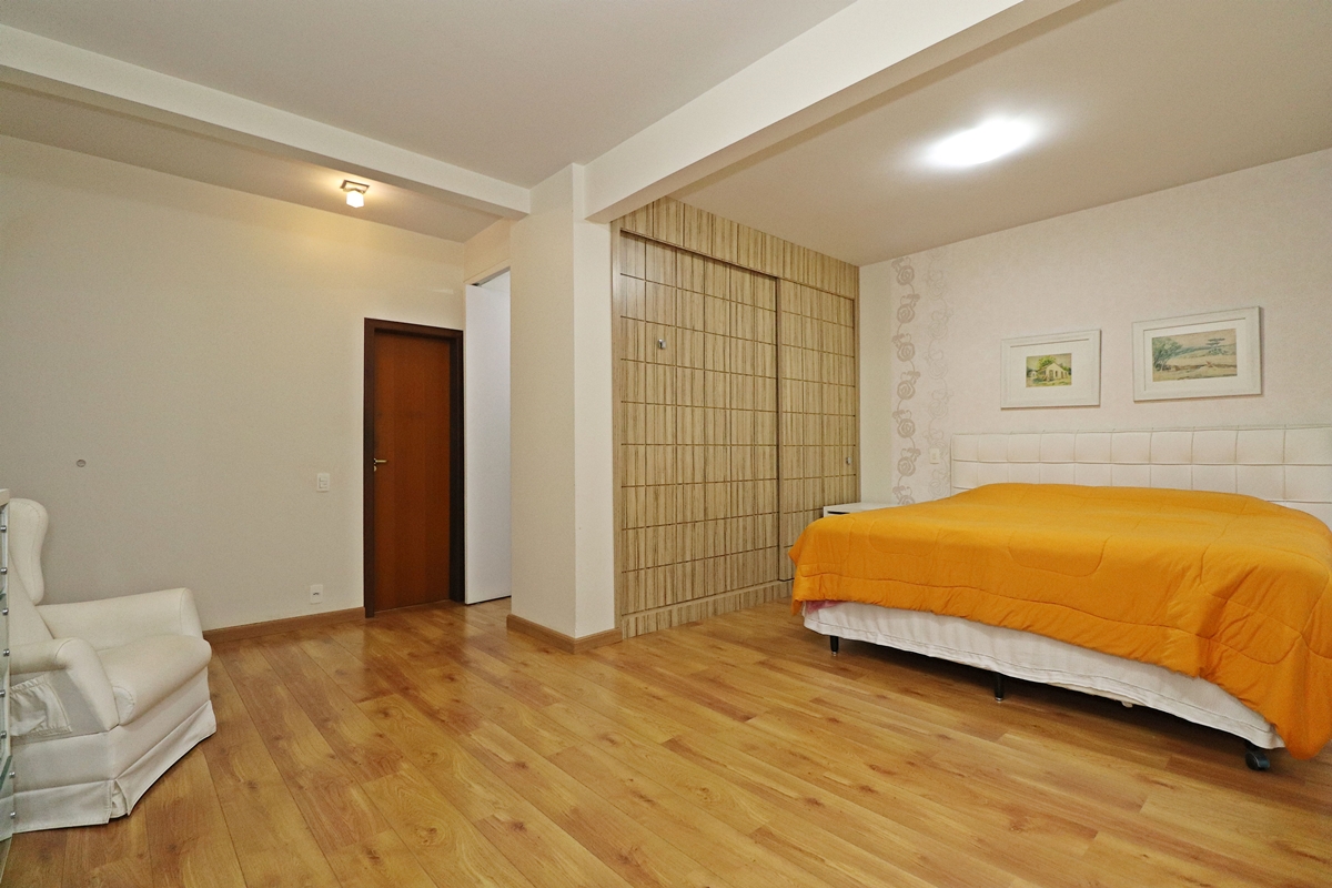 Imagem Apartamento com 5 Quartos à Venda, 217 m² em Juvevê - Curitiba