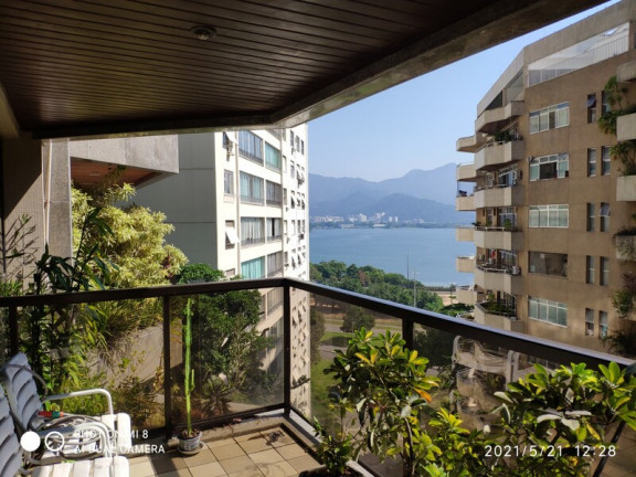 Imagem Apartamento com 4 Quartos à Venda, 227 m² em Lagoa - Rio de Janeiro Imagem Apartamento com 4 Quartos à Venda, 227 m² em Lagoa - Rio de Janeiro