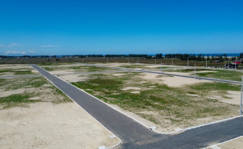 Imagem Terreno à Venda, 360 m² em Arroio das Baleias - Balneário Arroio do Silva Imagem Terreno à Venda, 360 m² em Arroio das Baleias - Balneário Arroio do Silva