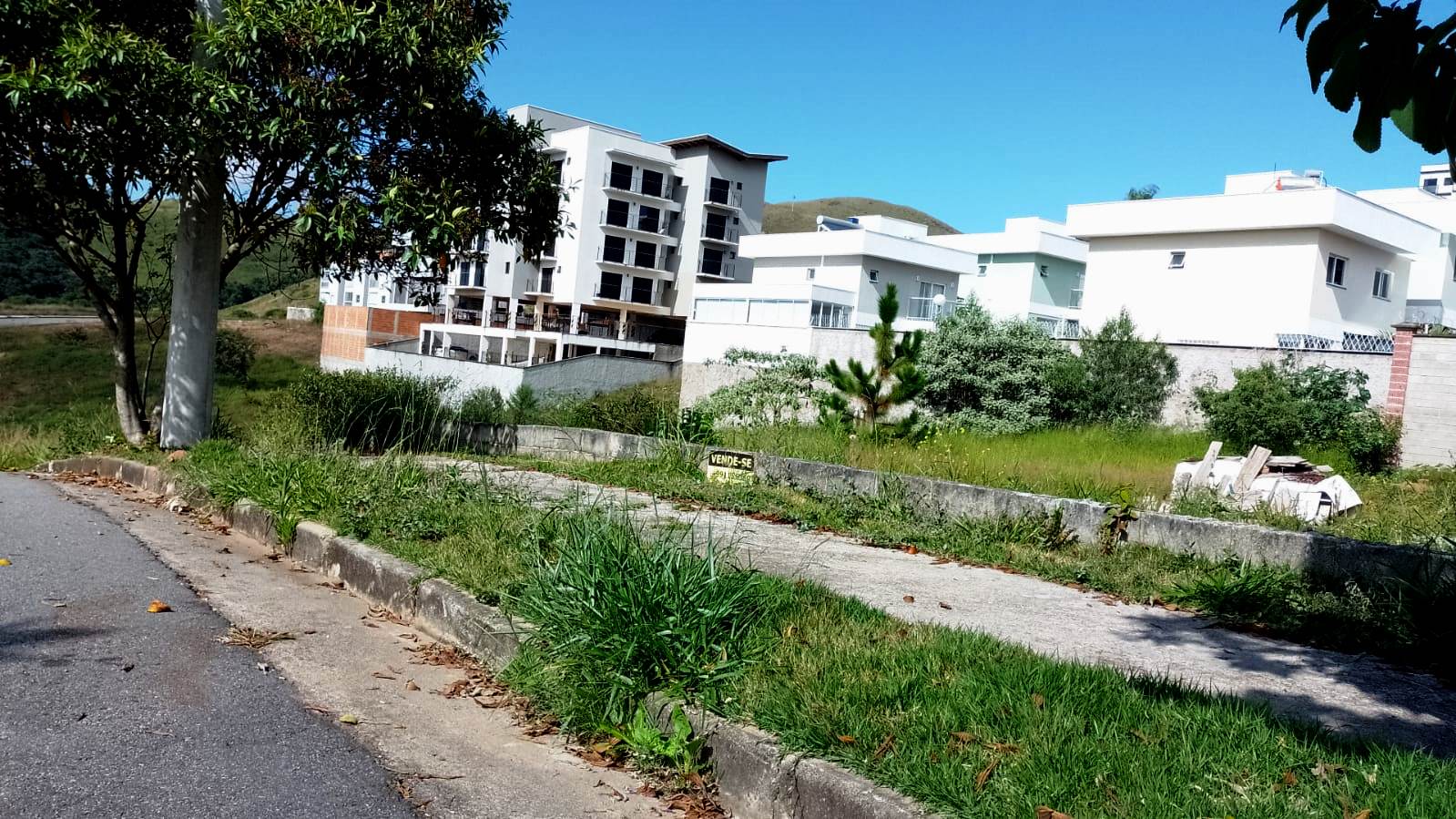 Imagem Terreno à Venda, 300 m² em Parque San Carlo - Poços de Caldas