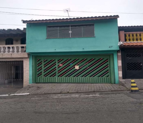Sobrado com 2 Quartos para Alugar, 120 m² em Vila Carmosina - São Paulo