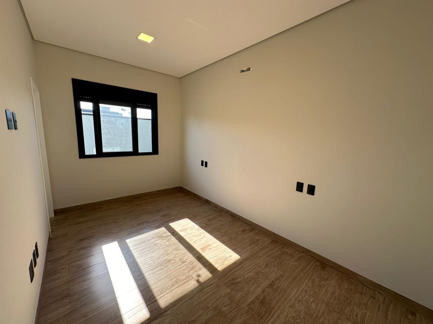 Imagem Casa de Condomínio com 3 Quartos à Venda, 158 m²em Reserva Central Parque - Salto Imagem Casa de Condomínio com 3 Quartos à Venda, 158 m²em Reserva Central Parque - Salto