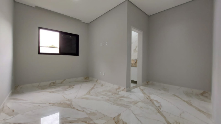 Imagem Casa de Condomínio com 3 Quartos à Venda, 155 m²em Parque Olívio Franceschini - Hortolândia