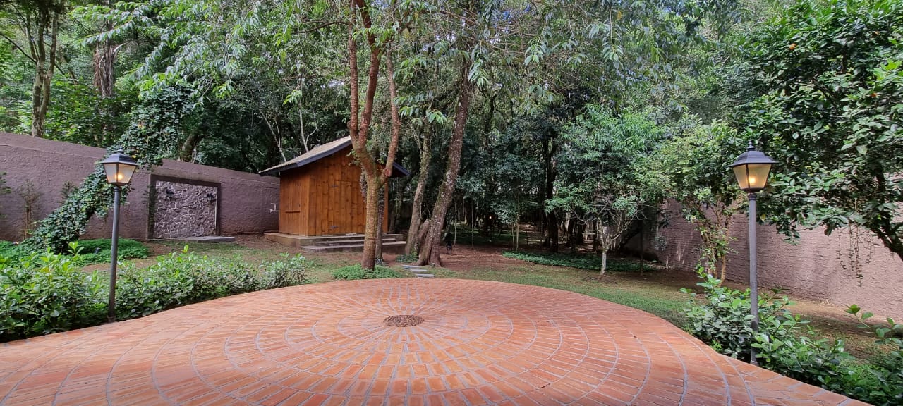 Imagem Casa com 3 Quartos à Venda, 258 m² em Butiatuvinha - Curitiba