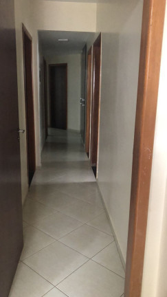 Imagem Casa com 3 Quartos à Venda, 205 m²em Setor Bueno - Goiânia