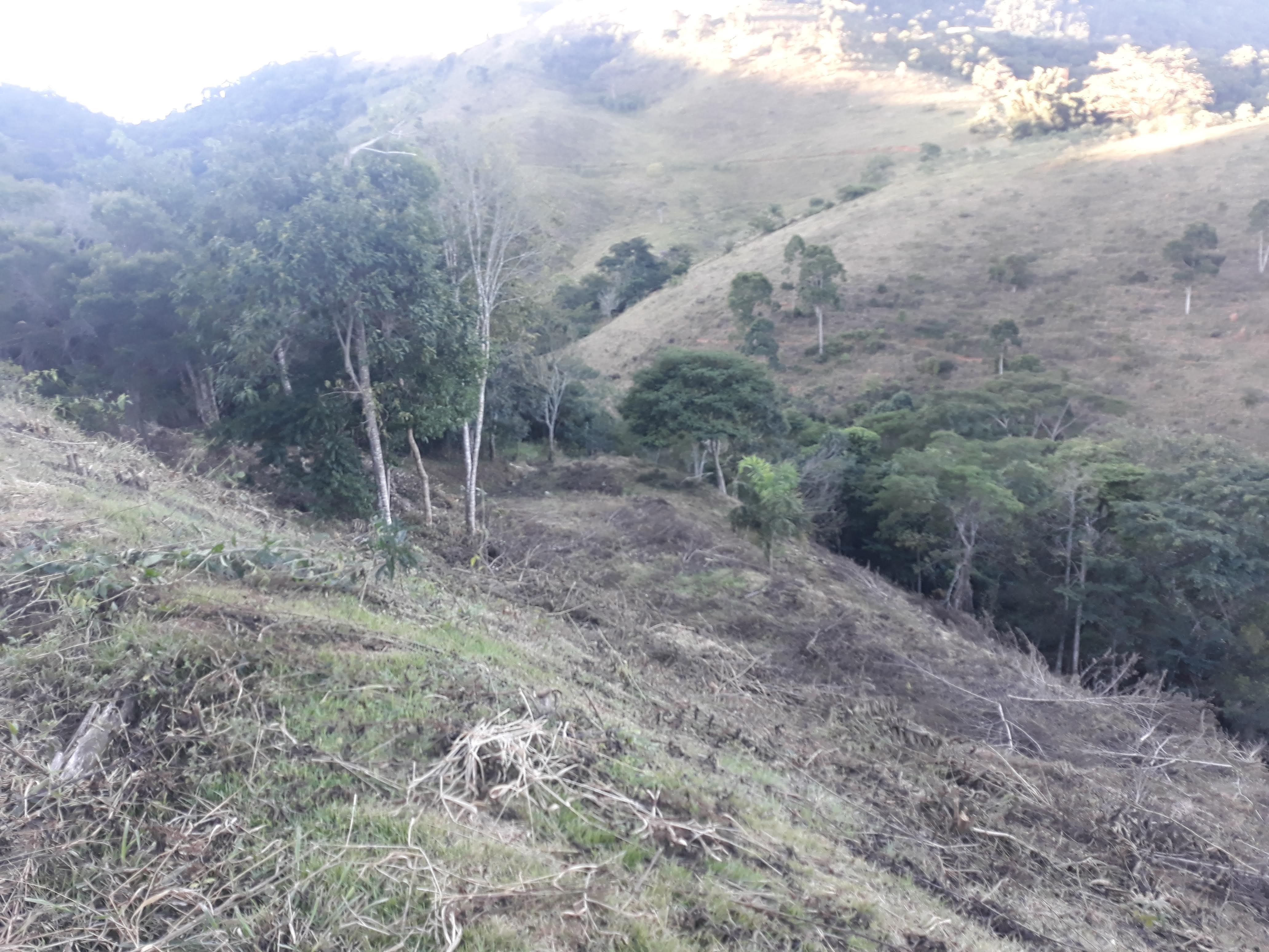 Imagem Terreno à Venda, em Humaitá - Juiz de Fora Imagem Terreno à Venda, em Humaitá - Juiz de Fora
