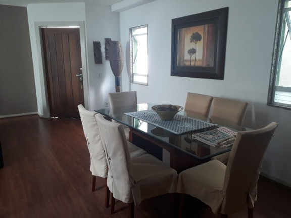 Imagem Casa de Condomínio com 4 Quartos à Venda, 180 m² em Várzea - Teresópolis