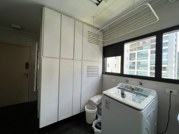 Imagem Apartamento com 3 Quartos à Venda, 220 m² em Itaim Bibi - São Paulo