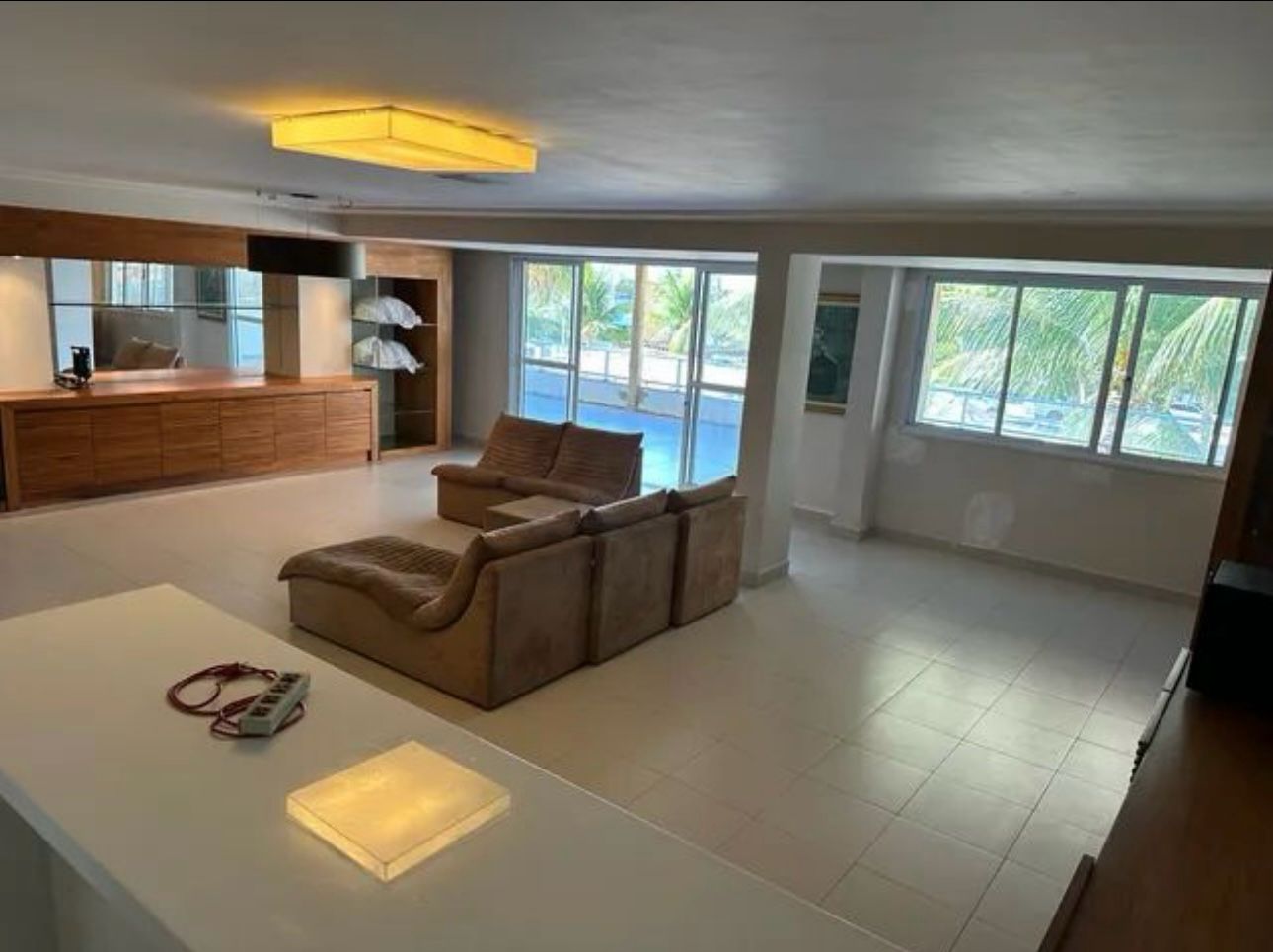 Imagem Apartamento com 3 Quartos à Venda, 225 m²em Pirangi do Norte (Distrito Litoral) - Parnamirim