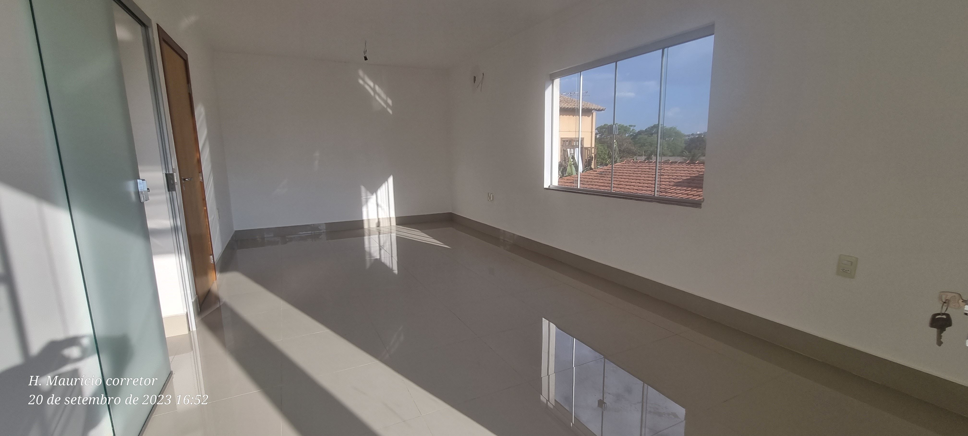 Imagem Sobrado com 4 Quartos à Venda, 377 m²em Setor Jaó - Goiânia