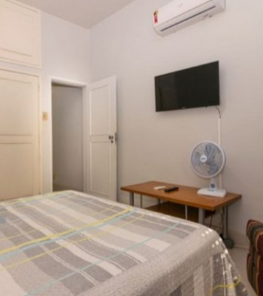 Imagem Apartamento com 2 Quartos à Venda, 105 m² em Copacabana - Rio de Janeiro