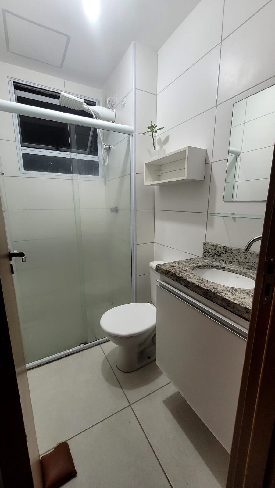 Imagem Apartamento com 2 Quartos para Alugar, 43 m²em Centro - Lauro de Freitas