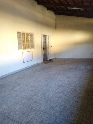 Imagem Casa com 2 Quartos à Venda, 210 m² em Conjunto Cachoeira Dourada - Goiânia