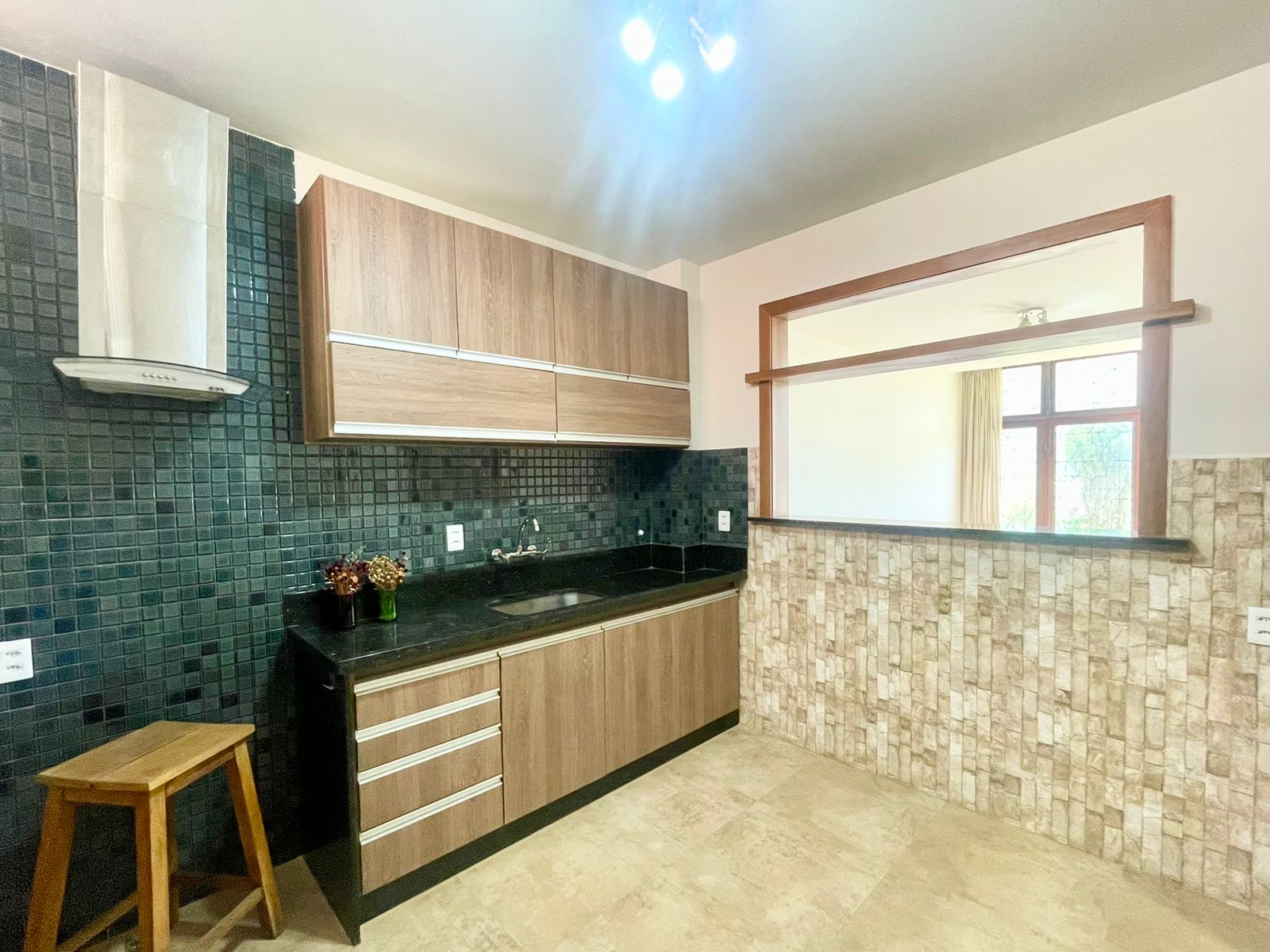 Imagem Casa de Condomínio com 3 Quartos à Venda, 114 m²em Alto - Teresópolis Imagem Casa de Condomínio com 3 Quartos à Venda, 114 m²em Alto - Teresópolis