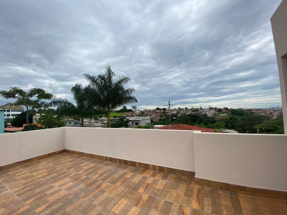 Imagem Casa de Condomínio com 4 Quartos à Venda,  em Setor Habitacional Arniqueira (Águas Claras) - Brasília