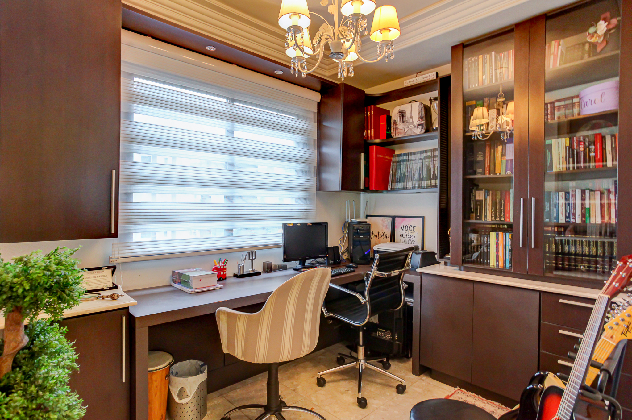 Imagem Apartamento com 4 Quartos à Venda, 204 m²em Centro - Criciúma