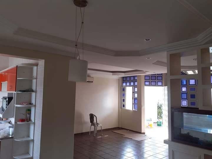 Imagem Casa com 3 Quartos à Venda, 300 m² em Japiim - Manaus