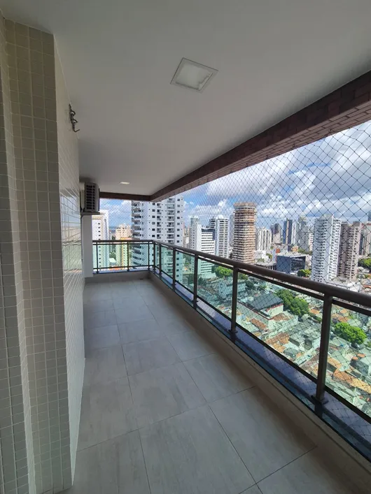 Imagem Apartamento com 3 Quartos à Venda, 166 m²em Umarizal - Belém