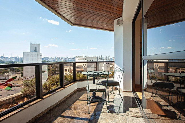 Imagem Apartamento com 4 Quartos à Venda, 247 m² em Moema - São Paulo
