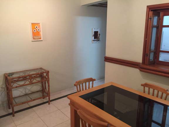 Imagem Apartamento com 4 Quartos à Venda, 120 m²em Enseada - Guarujá