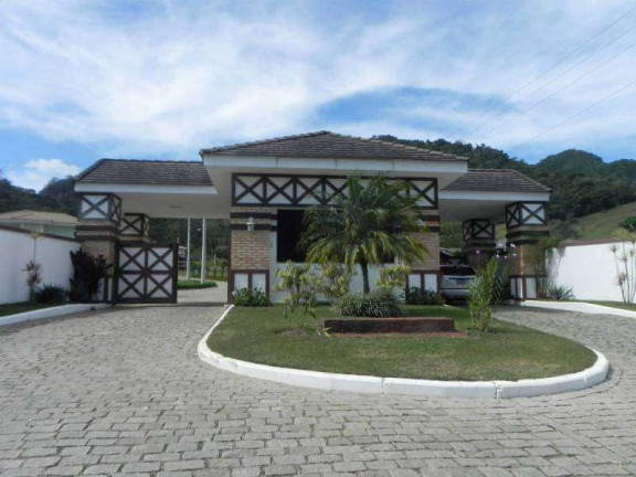 Imagem Casa com 3 Quartos à Venda, 350 m² em Várzea - Teresópolis Imagem Casa com 3 Quartos à Venda, 350 m² em Várzea - Teresópolis