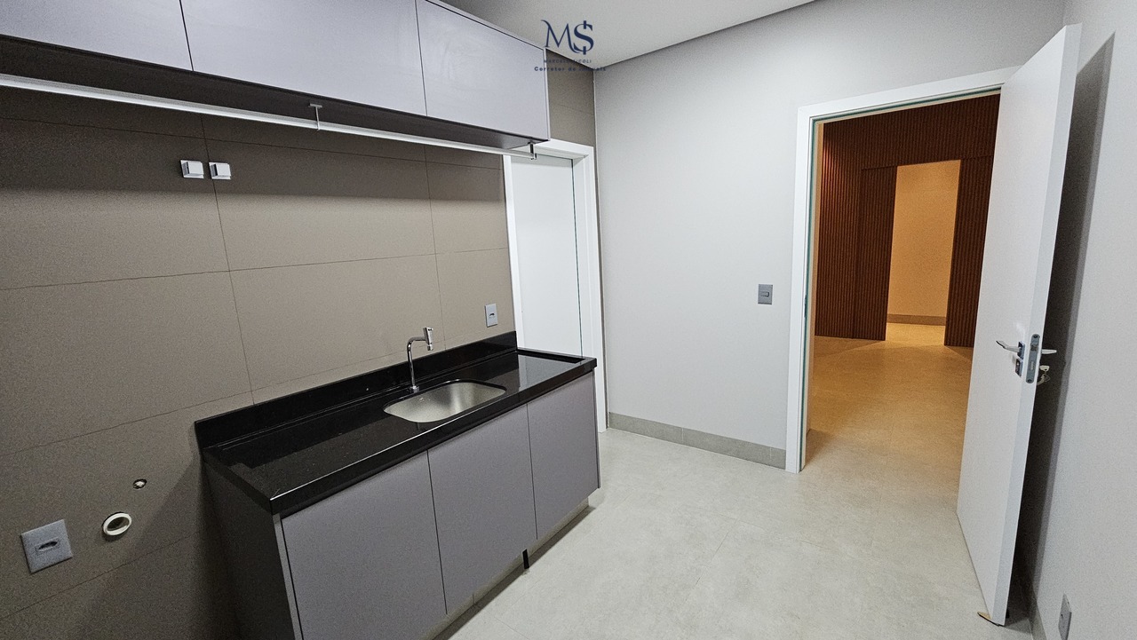 Imagem Casa com 4 Quartos à Venda, 400 m²em Setor Habitacional Vicente Pires - Brasília Imagem Casa com 4 Quartos à Venda, 400 m²em Setor Habitacional Vicente Pires - Brasília