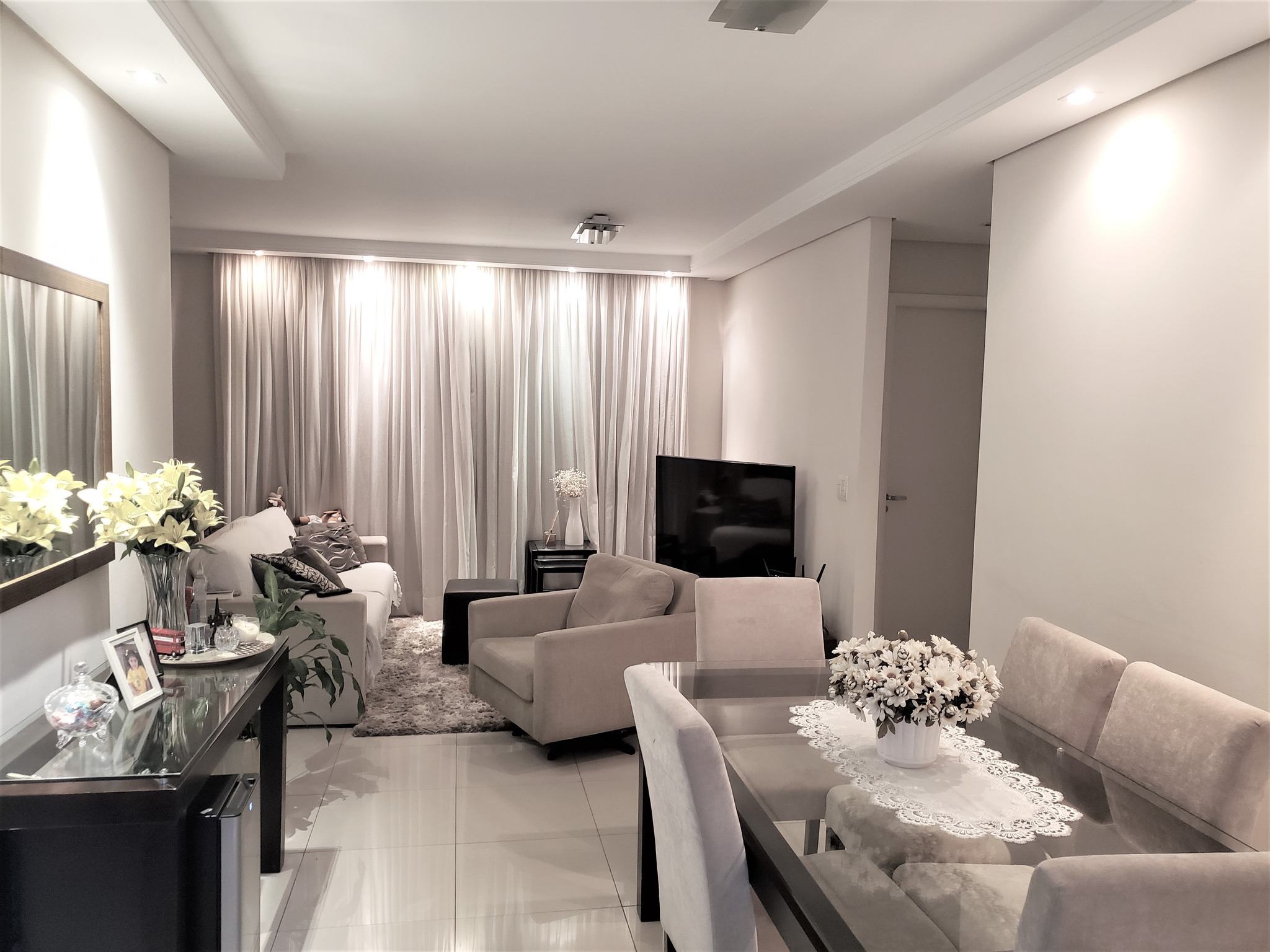 Imagem Apartamento com 3 Quartos à Venda, 103 m²em Moema - São Paulo