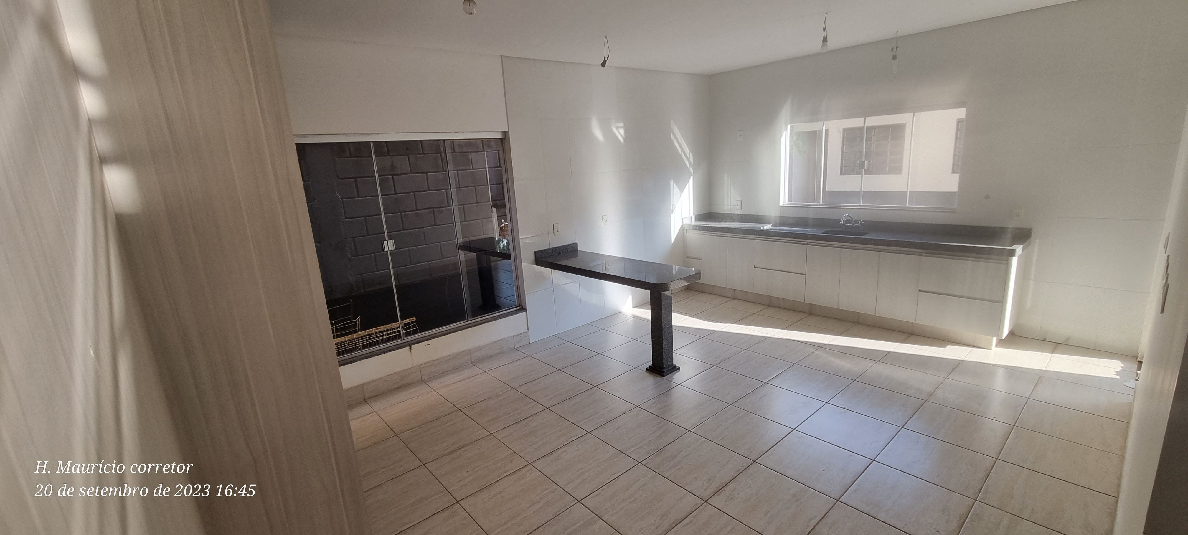 Imagem Sobrado com 4 Quartos à Venda, 377 m²em Setor Jaó - Goiânia