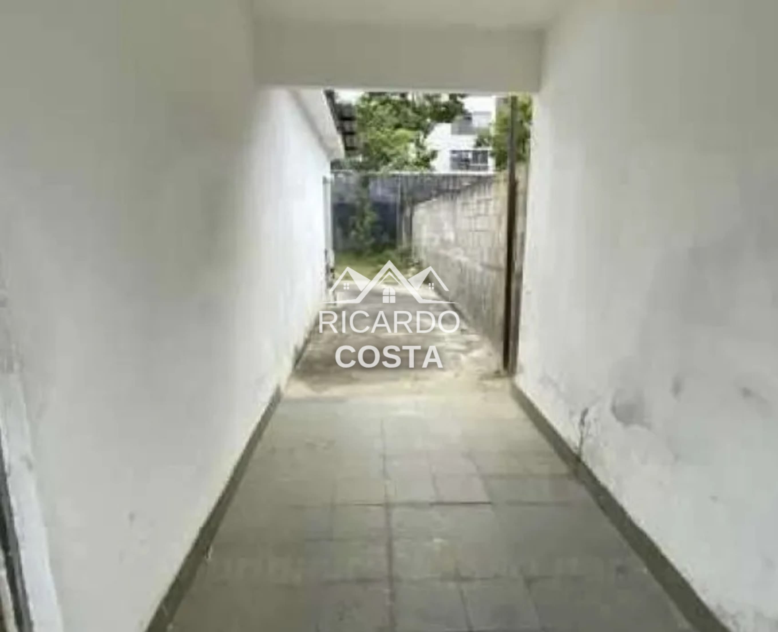 Imagem Casa com 2 Quartos à Venda, 307 m² em Taquara - Rio de Janeiro