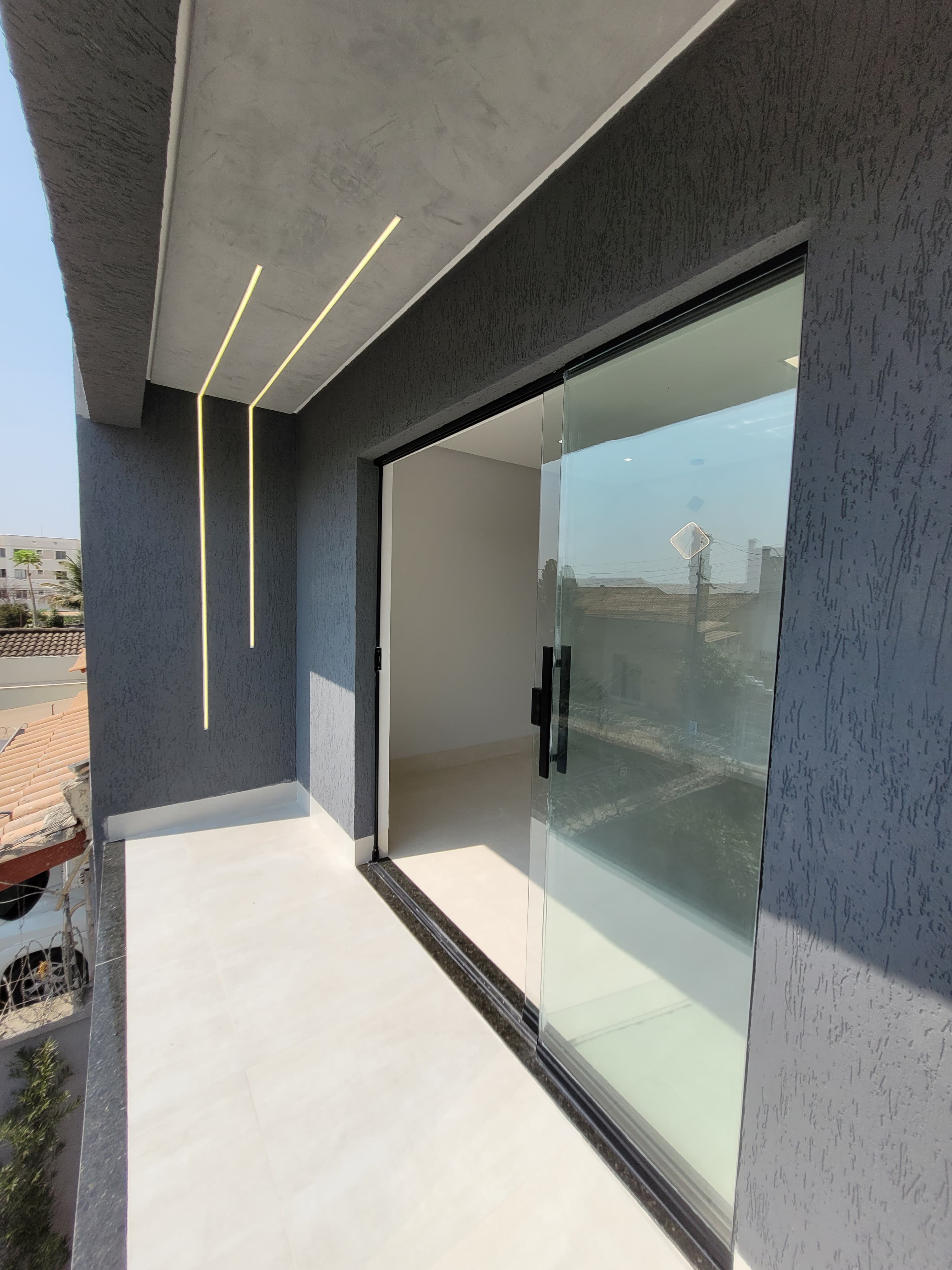 Imagem Sobrado com 3 Quartos à Venda, 147 m²em Vila Rosa - Goiânia