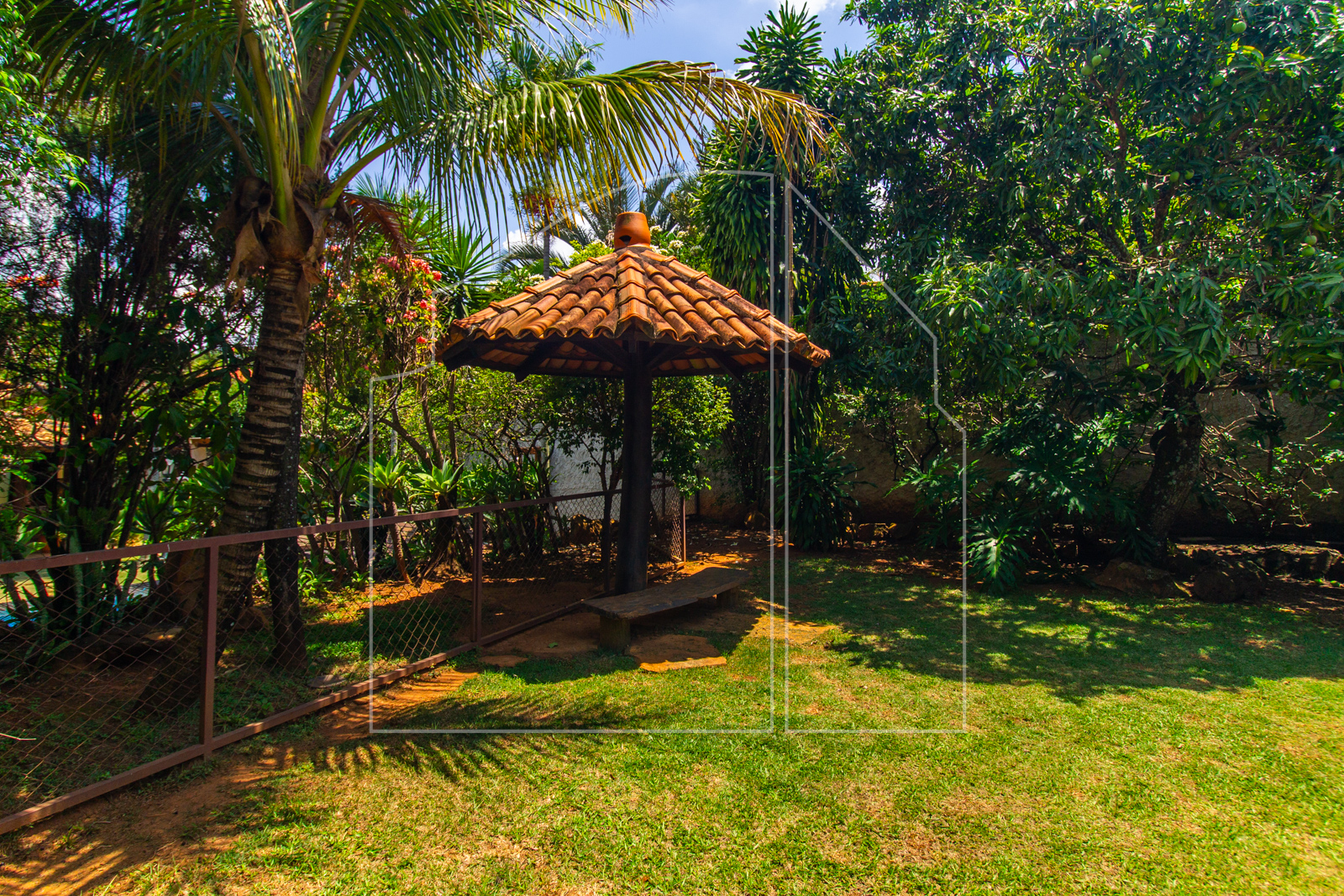 Imagem Casa com 4 Quartos à Venda, 575 m²em Setor de Habitações Individuais Sul - Brasília Imagem Casa com 4 Quartos à Venda, 575 m²em Setor de Habitações Individuais Sul - Brasília