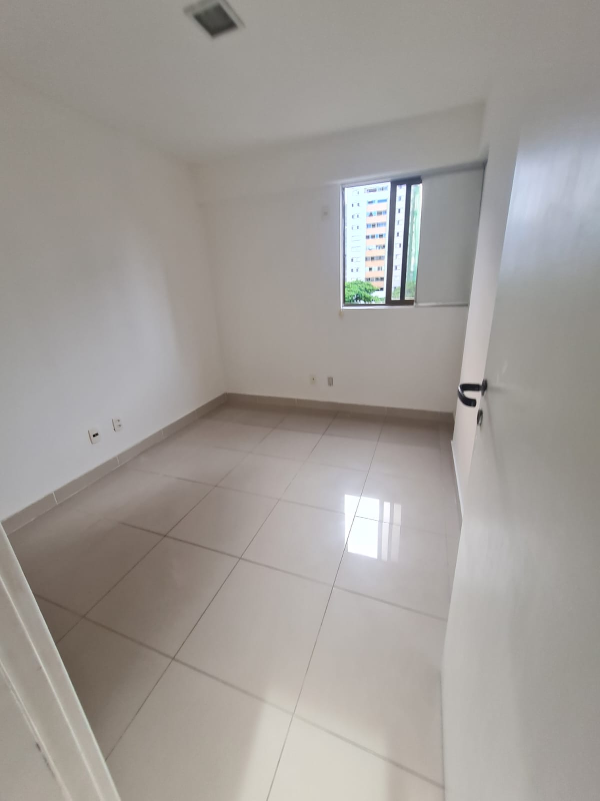 Imagem Apartamento com 2 Quartos à Venda, 58 m²em Graças - Recife