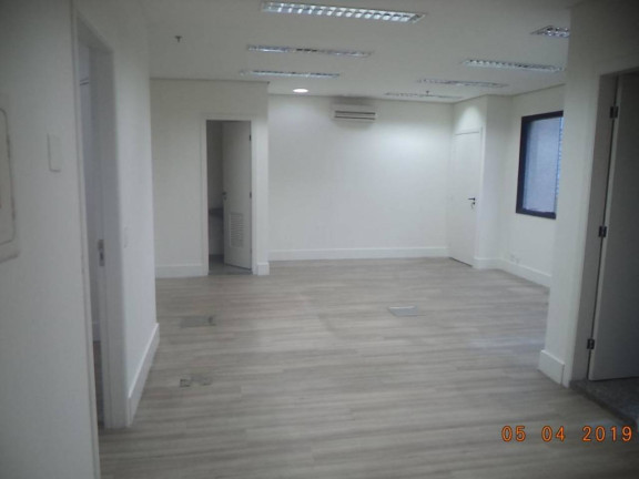 Imagem Sala Comercial à Venda, 37 m²em Vila Olímpia - São Paulo Imagem Sala Comercial à Venda, 37 m²em Vila Olímpia - São Paulo
