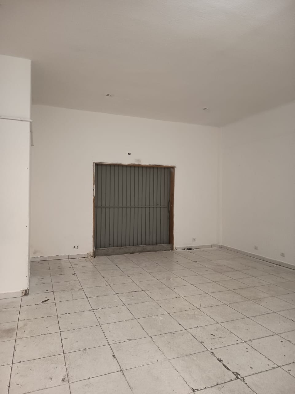 Imagem Galpão à Venda, 1.655 m² em Atibaia Jardim - Atibaia Imagem Galpão à Venda, 1.655 m² em Atibaia Jardim - Atibaia