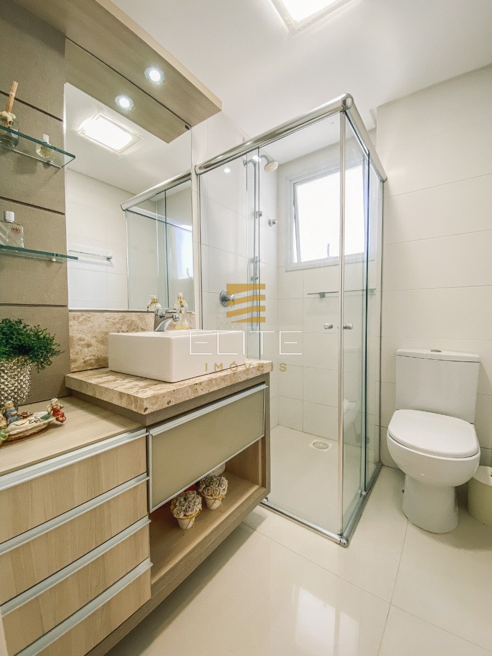 Imagem Apartamento com 4 Quartos à Venda, 153 m²em Campinas - São José