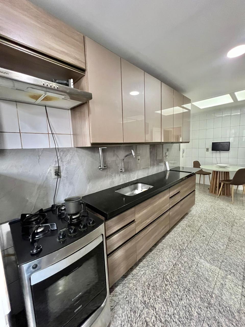 Imagem Apartamento com 3 Quartos para Alugar, 135 m²em Umarizal - Belém