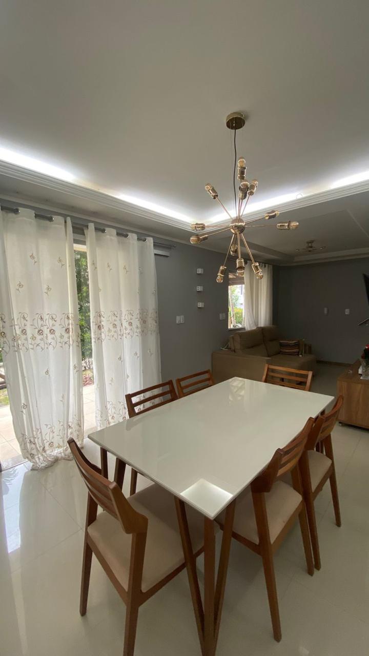 Imagem Casa de Condomínio com 3 Quartos à Venda, 148 m² em Praia do Buraquinho - Lauro de Freitas Imagem Casa de Condomínio com 3 Quartos à Venda, 148 m² em Praia do Buraquinho - Lauro de Freitas