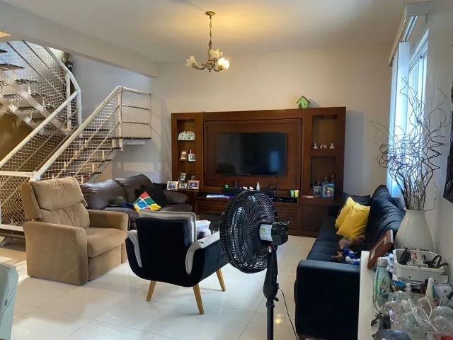 Imagem Casa com 4 Quartos à Venda, 207 m² em - Imagem Casa com 4 Quartos à Venda, 207 m² em -