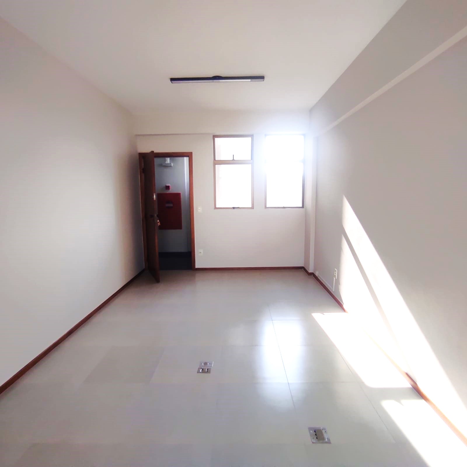 Imagem Vaga de Garagem à Venda, 22 m²em Prado - Belo Horizonte Imagem Vaga de Garagem à Venda, 22 m²em Prado - Belo Horizonte