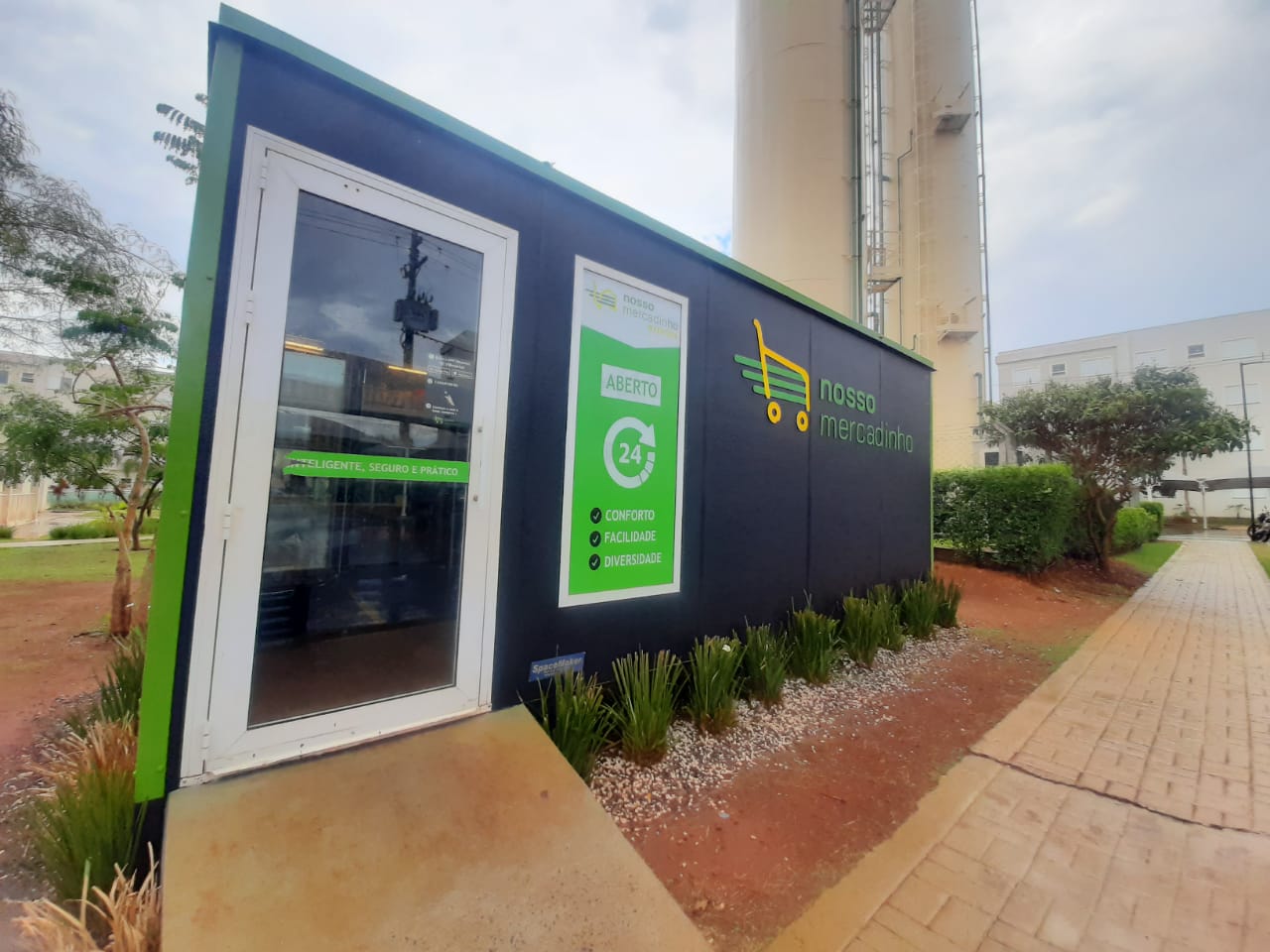 Imagem Apartamento com 2 Quartos para Alugar, 42 m²em Jardim Ouro Branco - Ribeirão Preto