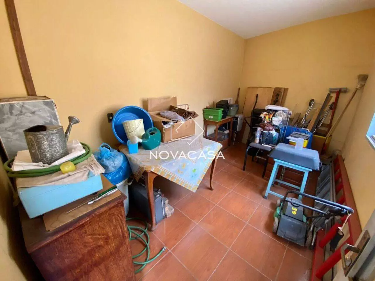 Imagem Casa com 3 Quartos à Venda, 147 m² em Heliópolis - Belo Horizonte