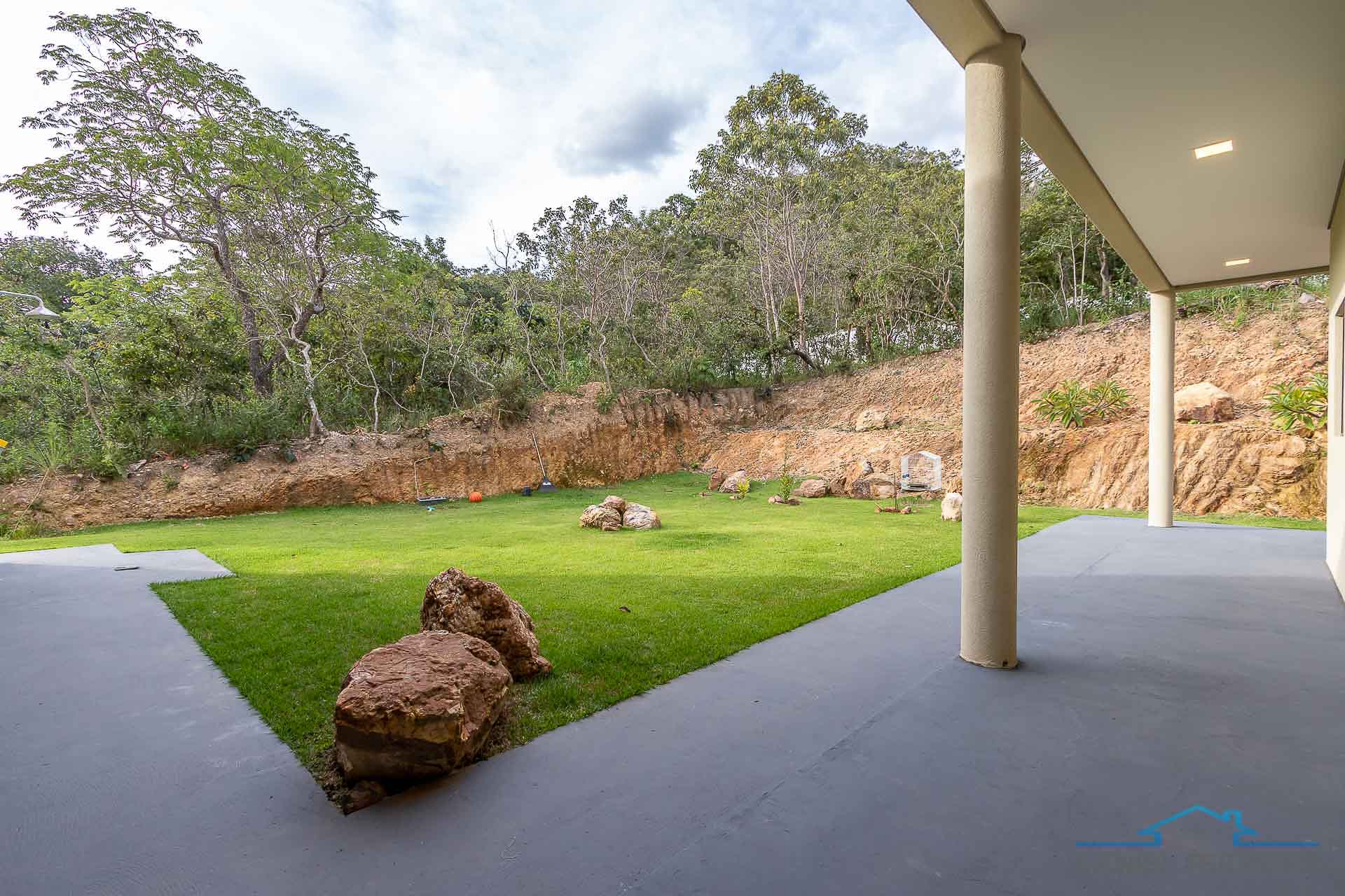 Imagem Casa de Condomínio com 3 Quartos à Venda, 240 m² em Setor Habitacional Tororó (Jardim Botânico) - Brasília