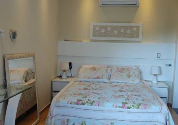 Imagem Casa com 4 Quartos à Venda, 332 m² em Recreio dos Bandeirantes - Rio de Janeiro Imagem Casa com 4 Quartos à Venda, 332 m² em Recreio dos Bandeirantes - Rio de Janeiro