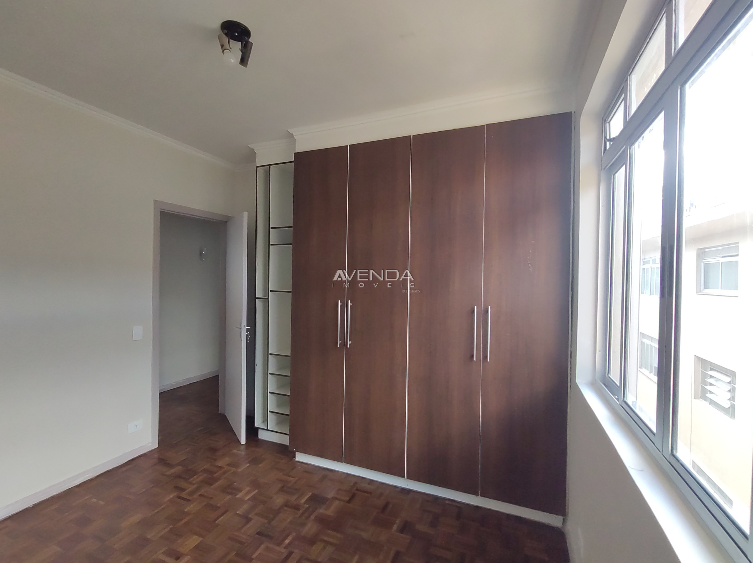 Imagem Apartamento com 3 Quartos à Venda ou Locação, 105 m²em Água Verde - Curitiba Imagem Apartamento com 3 Quartos à Venda ou Locação, 105 m²em Água Verde - Curitiba